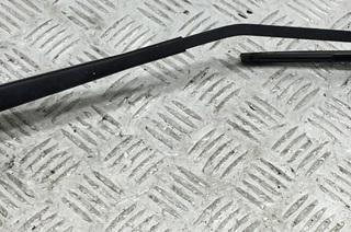 Щеткодержатель (поводок стеклоочистителя) передний Nissan Almera N16 2000, 2.2 л., дизель, МКПП, синий, хетчбэк 5 дв.