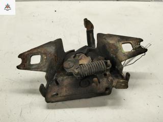 замок капота Volkswagen Passat B4 1995, 1.8 л., бензин, МКПП, синий, седан, 867823509