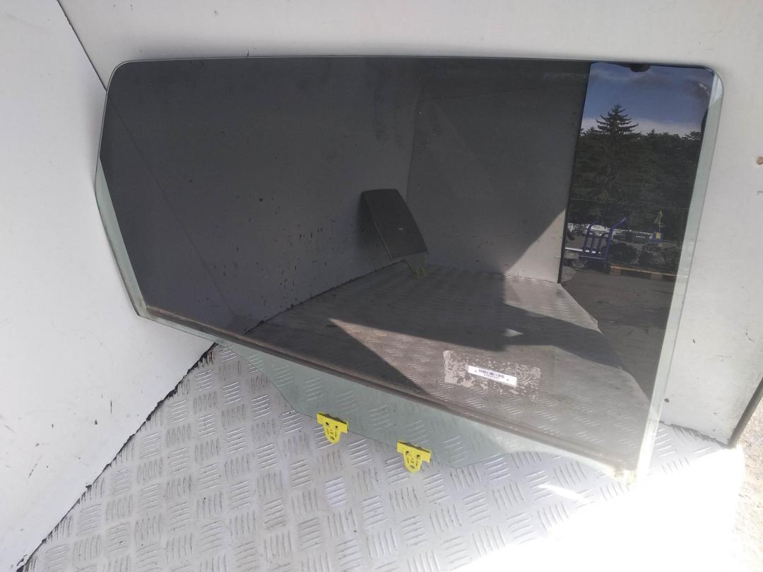 стекло двери задней правой Nissan Qashqai J10 2007, 1.6 л., бензин, МКПП, серый, внедорожник 5 дв.