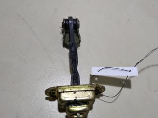 ограничитель открывания двери Nissan Almera N16 2000, хетчбэк 5 дв.