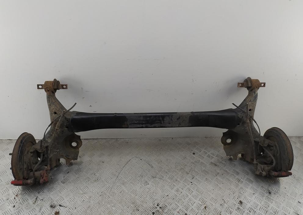 подрамник передний Mitsubishi Colt 2004, 1.5 л., бензин, МКПП, чёрный, хетчбэк 5 дв.
