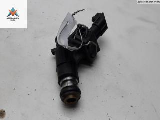 форсунка Volkswagen Polo 3 поколение 1998, 1.4 л., бензин, МКПП, синий, хетчбэк 5 дв., 030906031E