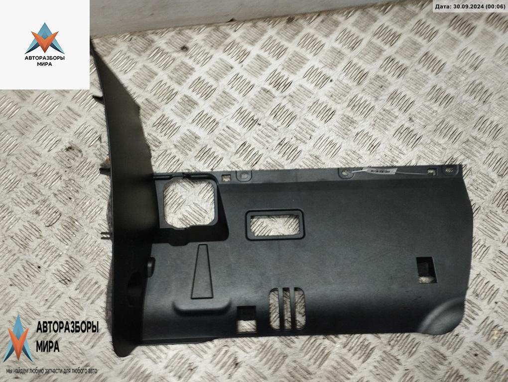 пластик BMW 5 серия E60/E61 2005, 2.5 л., бензин, АКПП, серый, универсал, 7156230 - фото №1