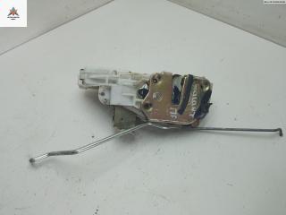 замок двери передней правой Mitsubishi Galant 7 поколение 1995, 1.8 л., бензин, МКПП, зелёный, седан