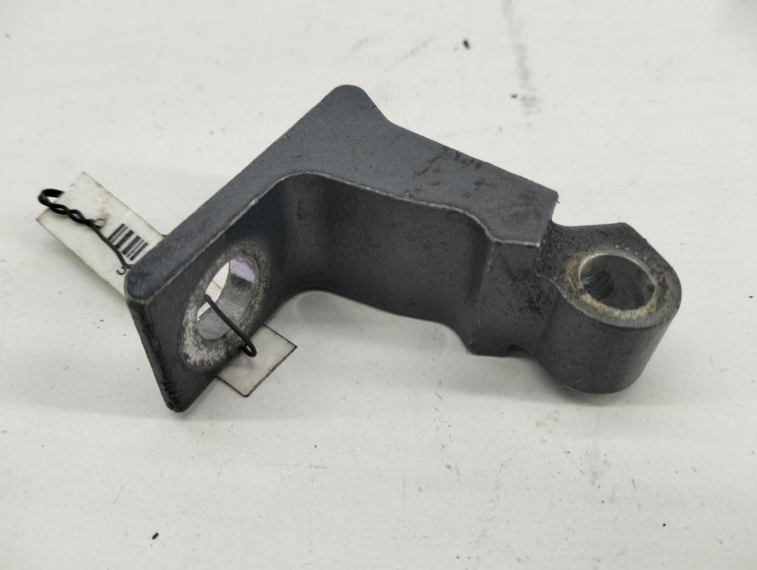 петля двери Audi Q3 8U 2012, серый, внедорожник 5 дв., 8X0831403B
