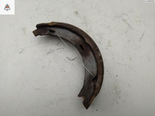 Колодки тормозные задние Mercedes-Benz C-Класс W203/S203/CL203 [рестайлинг] 2006, 1.8 л., бензин, АКПП, красный, седан