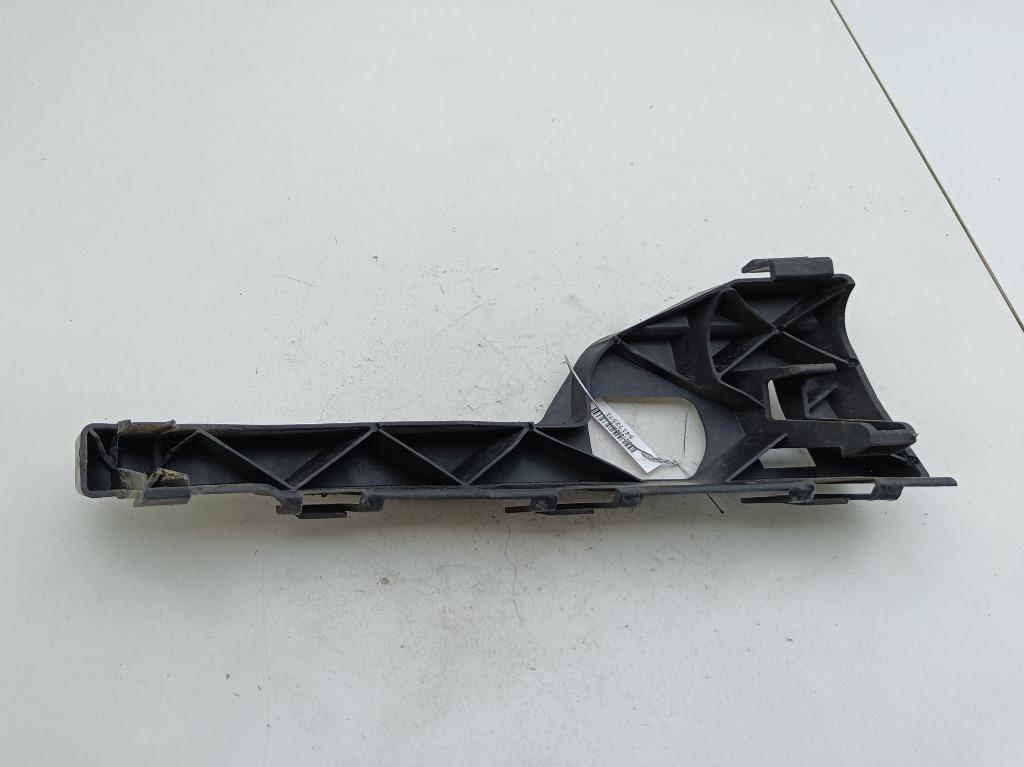 кронштейн переднего бампера Ford Focus 2 поколение 2006, 1.6 л., i, бензин, МКПП, серый, универсал - фото №1