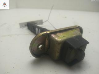 ограничитель открывания двери Mitsubishi Colt 5 поколение (CJO) 1999, хетчбэк 3 дв.