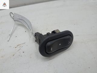 кнопка стеклоподъемника заднего правого Opel Zafira 1 поколение (A) 2000, 1.8 л., бензин, АКПП, серый, минивэн, 90561388