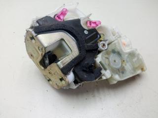 замок двери задней левой Nissan Pathfinder R50 1997, 3.3 л., бензин, АКПП, красный, внедорожник 5 дв., 825525P003