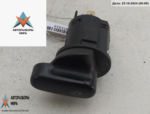 переключатель света Opel Frontera A 1998, 2.2 л., бензин, МКПП, серый, внедорожник 5 дв., 90191677 - фото №1