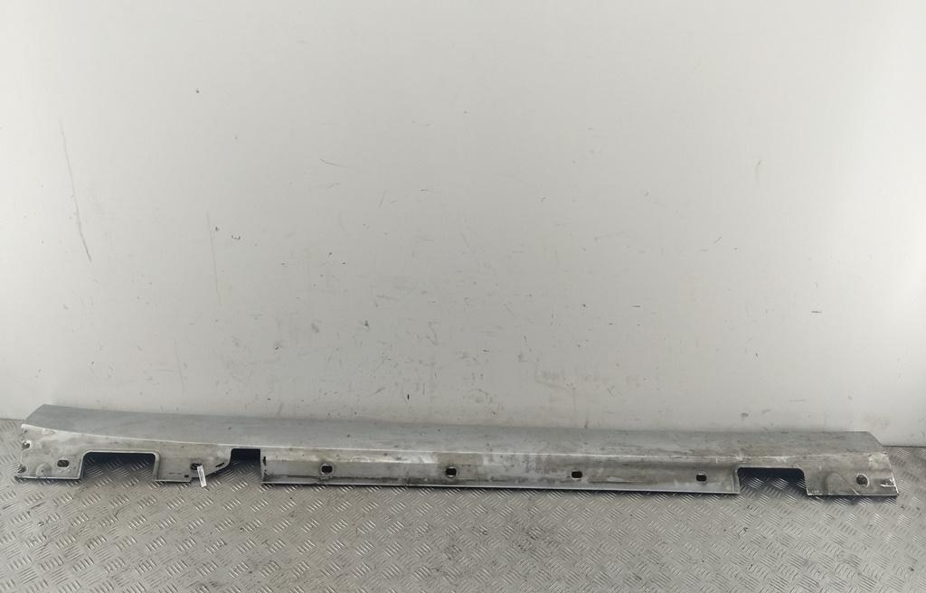 Накладка на порог наружная правая Mercedes-Benz E-Класс W212/S212/C207/A207 2009, серый, универсал, A2126981254 - фото №1