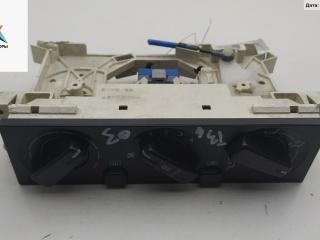 блок управления печки / климат-контроля Mitsubishi Carisma 1 поколение [рестайлинг] 1999, 1.6 л., бензин, МКПП, серый, хетчбэк 5 дв.