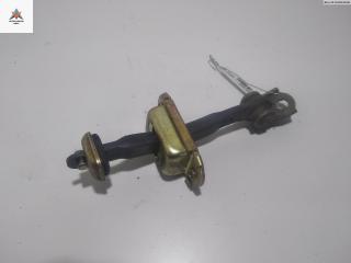 ограничитель открывания двери Nissan Primera P11 1997, седан