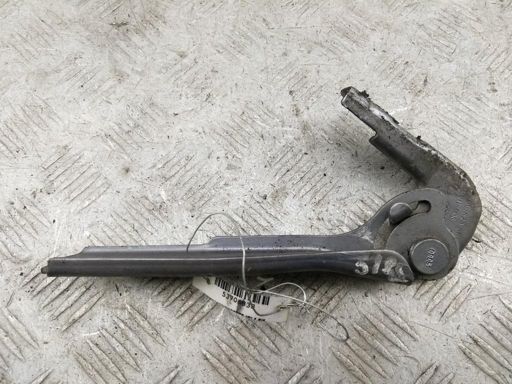 петля капота левая Audi A3 8P 2005, серый, хетчбэк 5 дв., 8P0823301