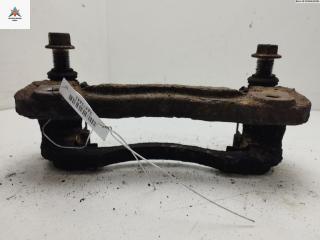 скоба суппорта Mitsubishi Space Runner 2 поколение 2000, 2.4 л., бензин, МКПП, красный, минивэн