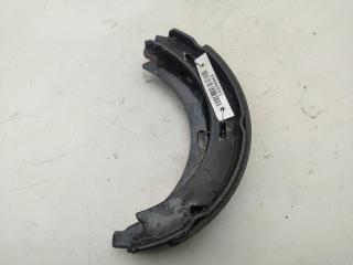Колодки тормозные задние Mercedes-Benz C-Класс W203/S203/CL203 2001, 2.0 л., бензин, МКПП, чёрный, универсал