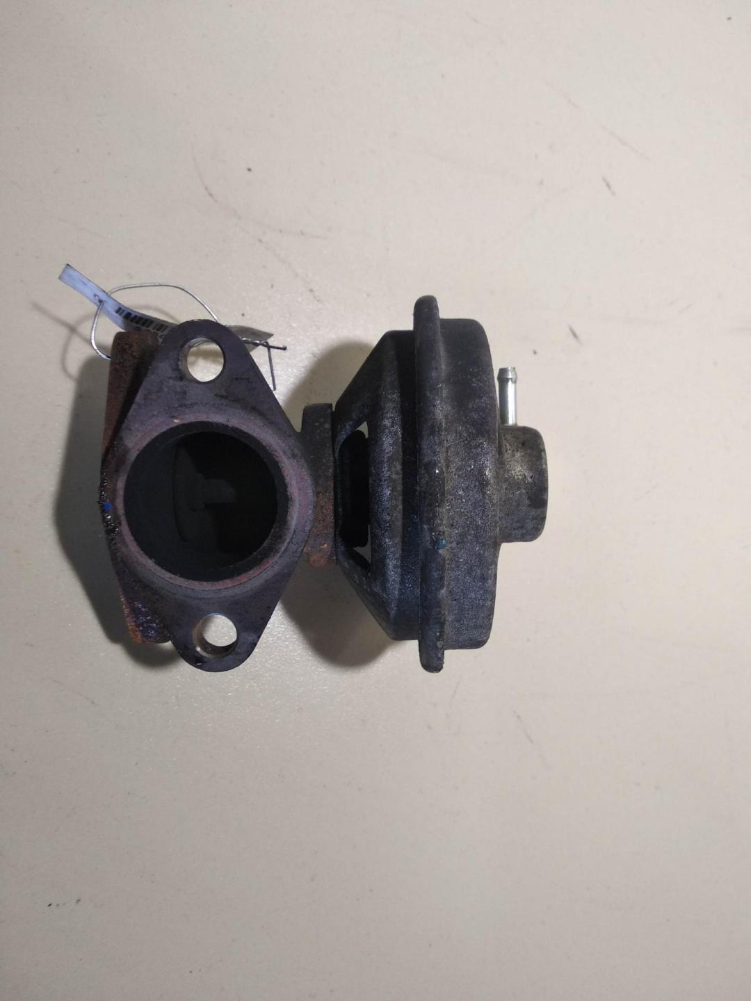 клапан EGR Chevrolet Captiva 2007, 2.0 л., дизель, МКПП, серый, внедорожник 5 дв.