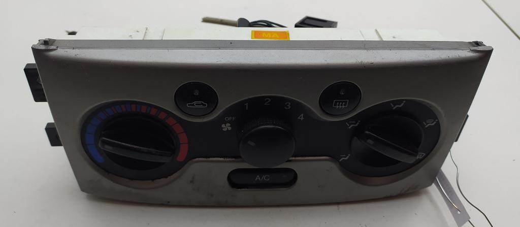 блок управления печки / климат-контроля Daewoo Kalos (Aveo) 2002, 1.4 л., бензин, МКПП, серый, хетчбэк 5 дв.