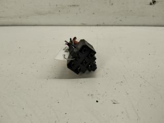 разъем (фишка) проводки Volkswagen Passat B3 1993, 2.0 л., бензин, МКПП, чёрный, универсал, 357953631