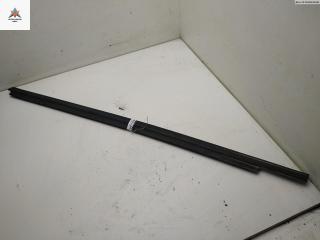 Молдинг стекла двери задней левой наружный Ford Focus 1 поколение [рестайлинг] 2003, 1.8 л., дизель, МКПП, чёрный, универсал