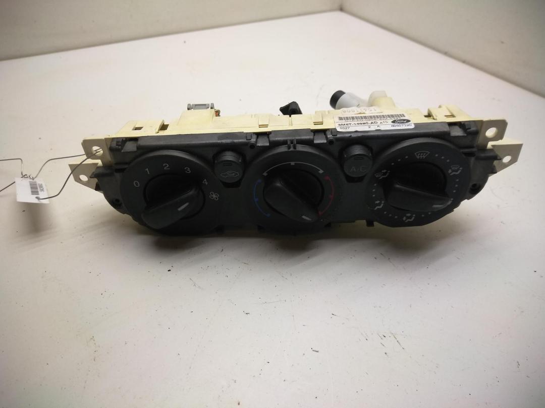 блок управления печки / климат-контроля Ford C-Max 2003, 1.8 л., бензин, МКПП, серый, минивэн, 3M5T19980AD
