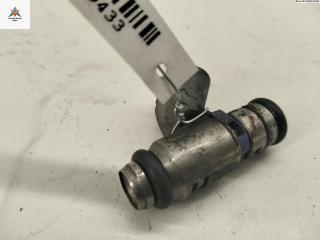 форсунка Volkswagen Bora 1 поколение 2001, 1.6 л., бензин, МКПП, серый, седан, 036031T