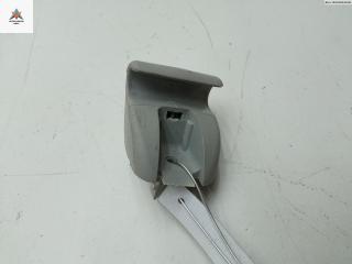 Крепление (крючок) солнцезащитного козырька Mazda Tribute 1 поколение 2003, 2.0 л., бензин, МКПП, серый, внедорожник 5 дв.