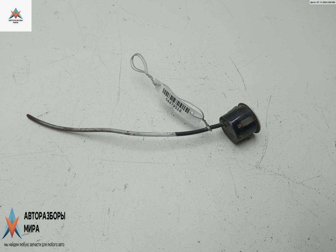 датчик парктроника Mazda 3 BK 2003, 1.4 л., бензин, МКПП, белый, хетчбэк 5 дв. - фото №1