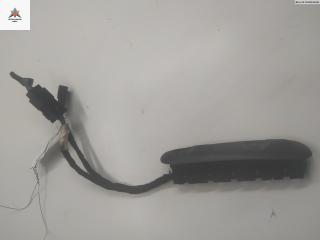 кнопка стеклоподъемника переднего правого Opel Omega B 1994, 2.5 л., бензин, МКПП, чёрный, седан