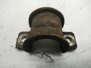 Крепление втулки стабилизатора заднего Ford Mondeo 3 поколение 2001, 2.0 л., бензин, АКПП, серый, универсал