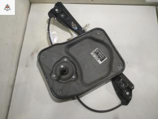 стеклоподъемник задний правый Skoda Fabia 2 поколение (5J) 2008, 1.4 л., бензин, МКПП, чёрный, хетчбэк 5 дв.