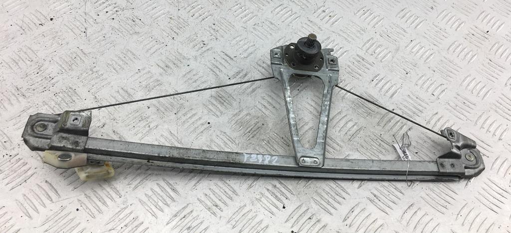 стеклоподъемник задний правый Mercedes-Benz 190 W201 1988, 2.0 л., бензин, МКПП, красный, седан