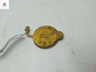 пробка расширительного бачка Subaru Forester 1 поколение (SF) [рестайлинг] 2000, 2.0 л., бензин, АКПП, красный, внедорожник 5 дв.