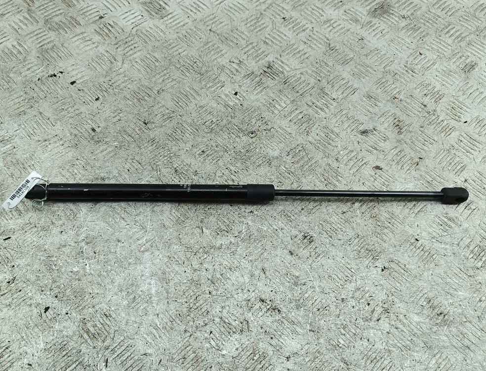 амортизатор крышки багажника (3-5 двери) Volkswagen Passat B5 1998, 1.8 л., бензин, МКПП, синий, универсал, 1J6827550