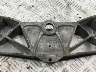 кронштейн КПП BMW 7 серия E65/E66/E67 2001, 3.6 л., бензин, АКПП, серый, седан, 6754617