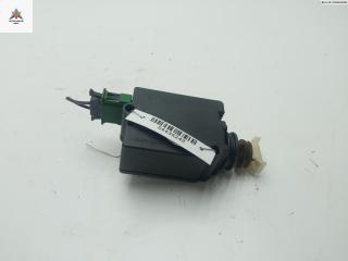 активатор замка багажника Land Rover Discovery 3 поколение 2005, 2.7 л., дизель, АКПП, серый, внедорожник 5 дв., 01067005041