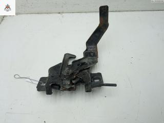 замок капота Mazda Tribute 1 поколение 2003, 2.0 л., бензин, МКПП, серый, внедорожник 5 дв.