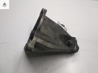 кронштейн двигателя Audi A6 4B/C5 [рестайлинг] 2002, 2.4 л., бензин, АКПП, чёрный, универсал, 8D0199308D