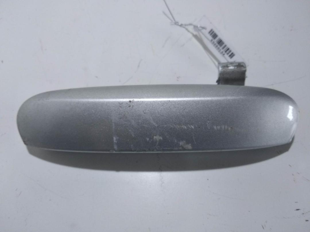 ручка наружная передняя левая Mitsubishi Colt 2004, 1.3 л., бензин, МКПП, серый, хетчбэк 5 дв.