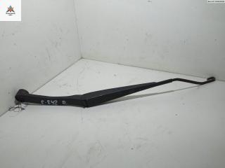 Щеткодержатель (поводок стеклоочистителя) передний Subaru Legacy 3 поколение 2000, 2.0 л., бензин, МКПП, красный, седан