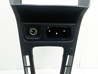 консоль салона (центральная часть) BMW 3 серия E36 [рестайлинг] 1997, 1.6 л., бензин, МКПП, красный, хетчбэк 3 дв.