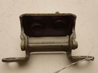 петля крышки багажника Volvo S40 2 поколение 2004, серый, универсал, 30716263