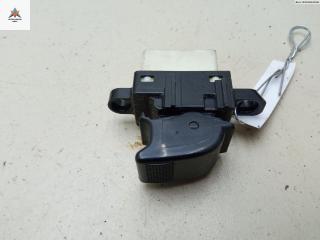 кнопка стеклоподъемника переднего правого Mazda 6 GG 2003, 2.0 л., дизель, МКПП, серый, универсал, GE4T-66-370A