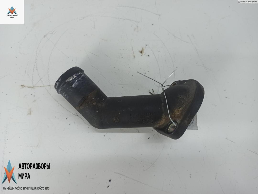 корпус термостата Audi A3 8L 1998, 1.6 л., бензин, МКПП, серый, хетчбэк 3 дв., 06A121121C - фото №1