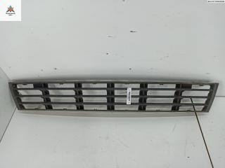 заглушка (решетка) в бампер Audi A4 B5 [рестайлинг] 2000, 2.5 л., дизель, МКПП, серый, универсал, 8D0807883AA