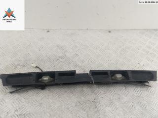 накладка подсветки номера Nissan Primera P11 1996, 2.0 л., дизель, МКПП, зелёный, седан