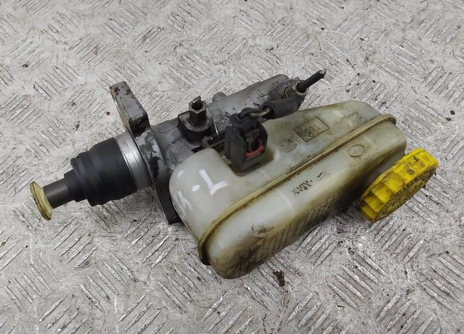 цилиндр тормозной главный Chrysler Sebring 2001, 2.7 л., бензин, АКПП, синий, седан
