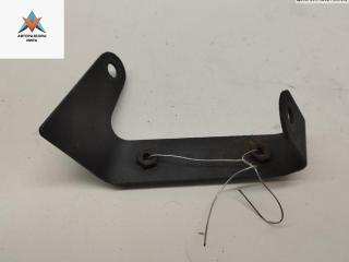 кронштейн (крепление) Audi A4 B5 1996, 1.8 л., бензин, АКПП, серый, универсал, 8D0951229C