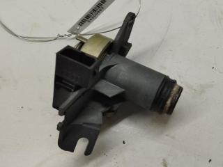 Личинка замка багажника Audi A4 B6 2002, 2.0 л., бензин, АКПП, серый, универсал, 8E0827573A